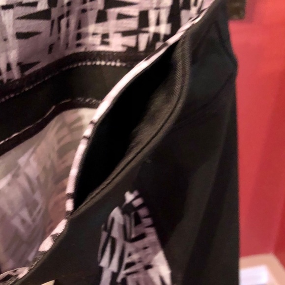 Lou & Grey Athletic Leggings - Picture 5 of 7